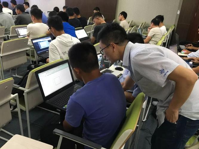 青岛的Revit培训班 - BIM,Reivt中文网