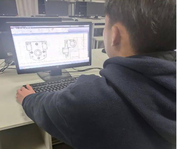 CAD绘图是否对计算机配置要求较高？ - BIM,Reivt中文网