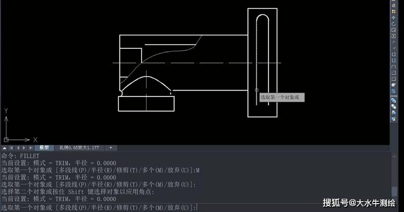 如何在CAD中绘制两条平行线之间指定距离的线 如何在CAD中绘制两条平行线之间指定距离的线 - BIM,Reivt中文网