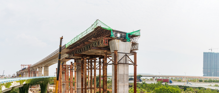 腿腿教学网-桥梁建设的特点是什么？BIM在桥梁建设中面临什么问题？