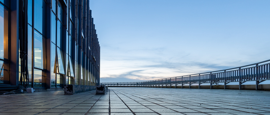 1641375193921763.jpg 摄图网_501392144_wx_苏州凤凰书城观景平台(非企业商用).jpg