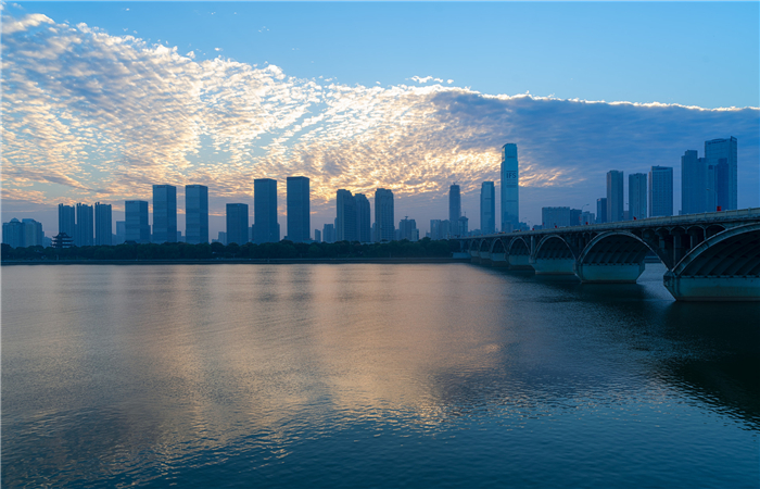 桥梁设计优化,BIM设计 腿腿教学网-桥梁工程怎样做设计优化?BIM技术优化方案是什么?