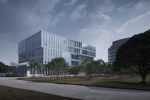 腿腿教学网-幕墙BIM应用案例：BIM如何应用在大学教学楼？