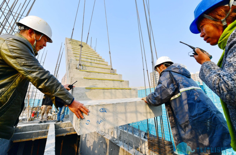 bim栅栏,BIM 腿腿教学网-工地BIM栅栏怎么画?高逼格BIM围栏这么做!