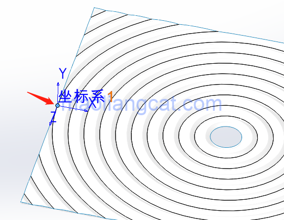 52263465862c2fce6b2dca1e9fc8bfac.png 腿腿教学网-solidworks建模教程:solidworks如何弯曲曲面及设置三重轴位置?