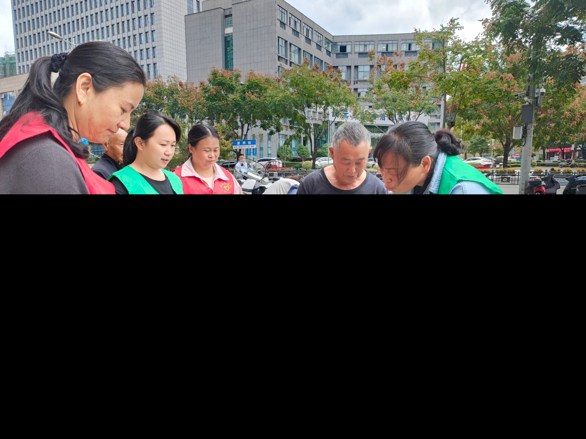 活动照片2.jpg 活动照片2.jpg