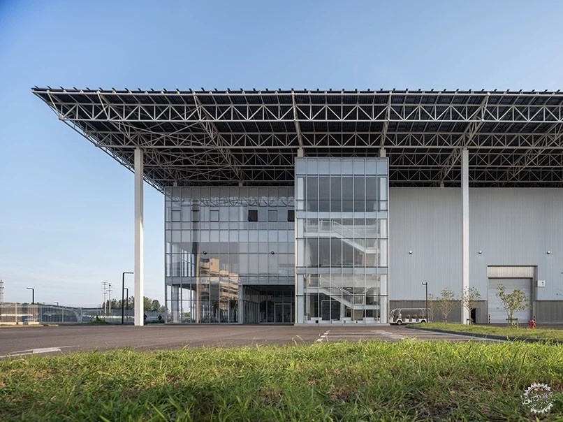 泰瑞GIGA工厂｜工业建筑的再定义：超越生产的空间第11张图片