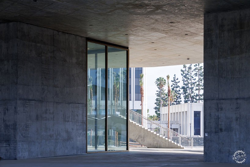 拆4座老馆建的这座“漂浮地标”，玻璃幕墙轻盈，2025年先开放餐饮区“尝鲜”第8张图片