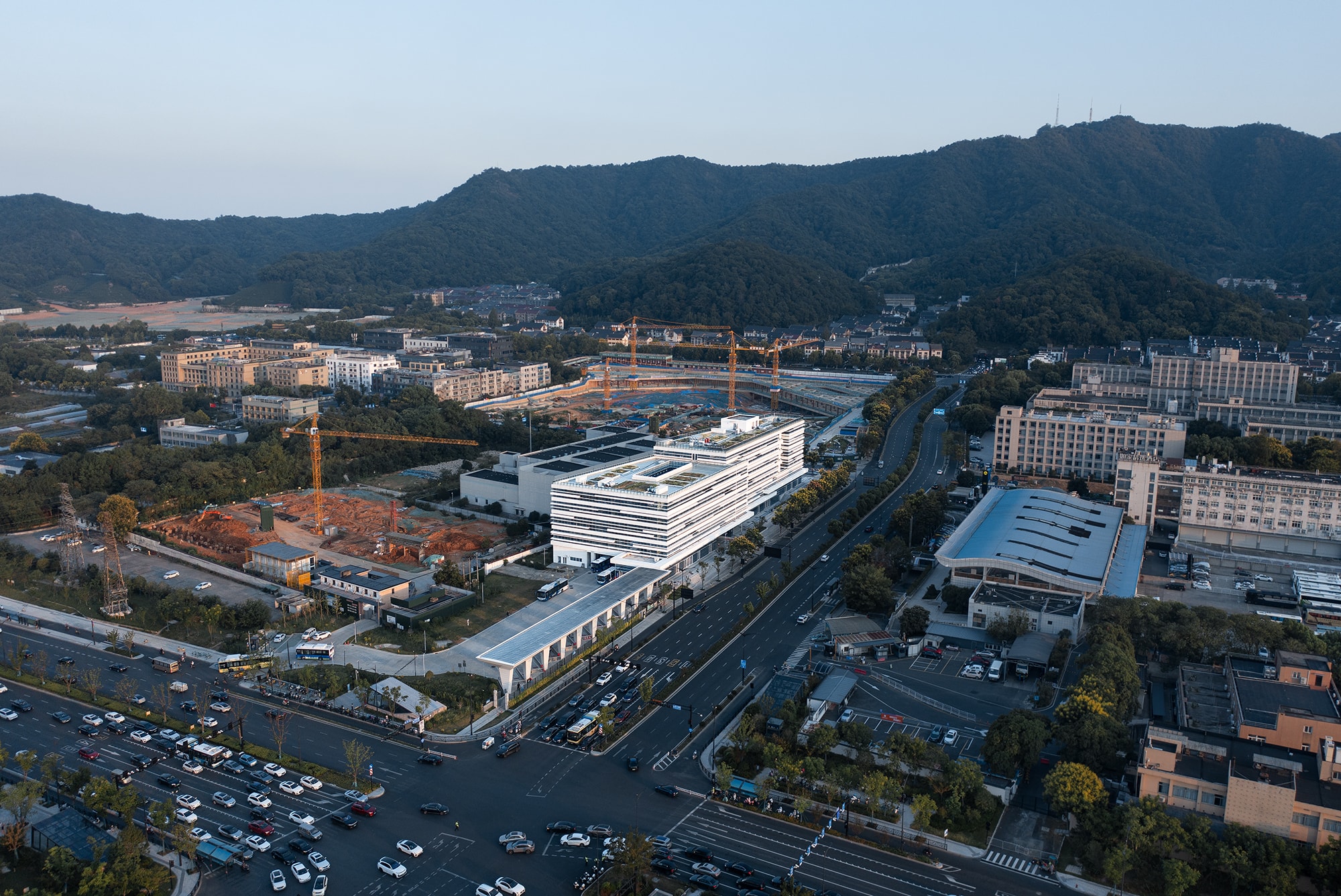 1735446538238484.jpg Birdview 鸟瞰图1©赵强-tuya.jpg