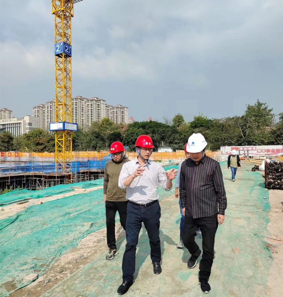 市住建局领导带队督导检查中心城区建筑工地扬尘治理情况 市住建局领导带队督导检查中心城区建筑工地扬尘治理情况