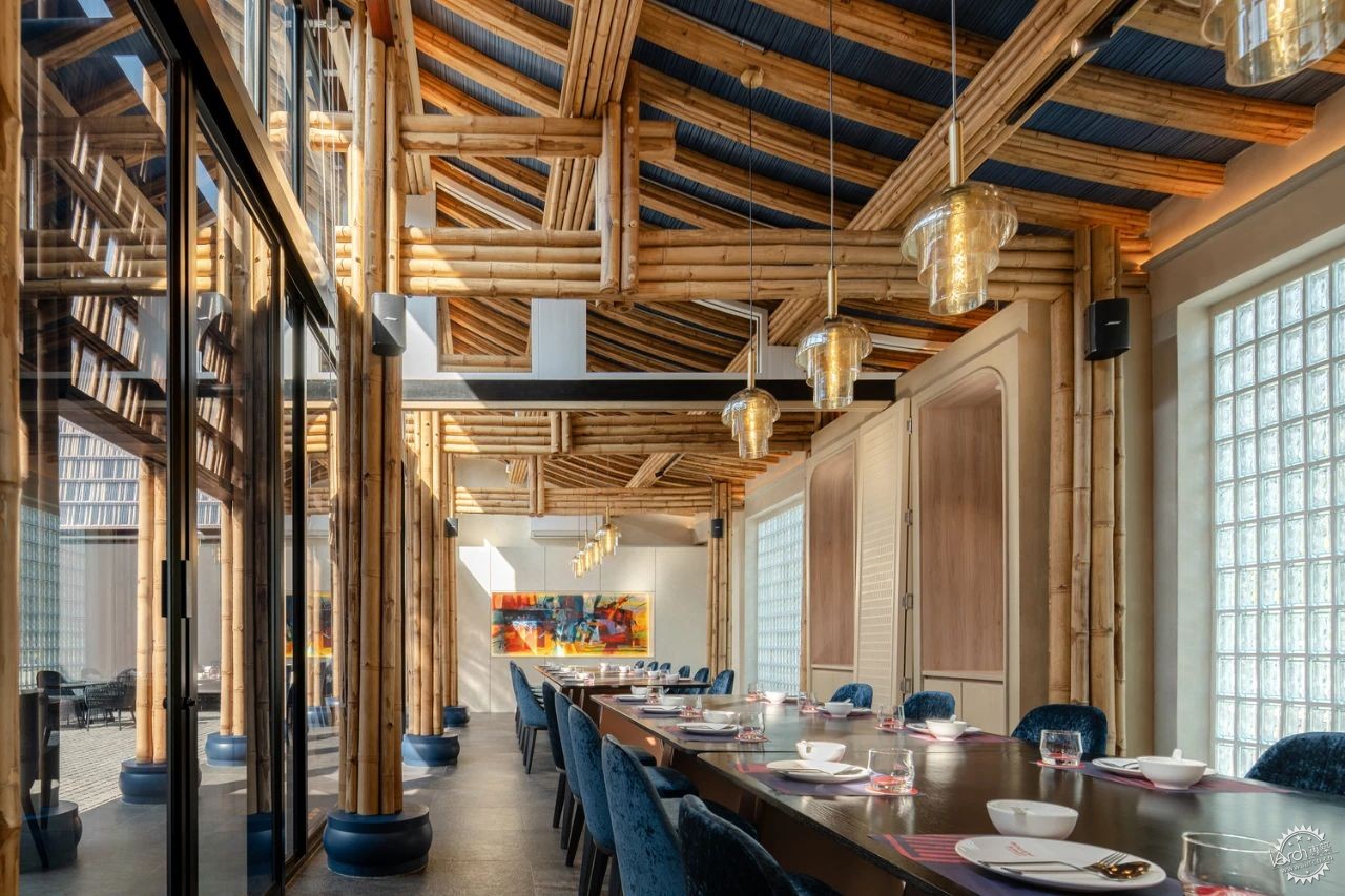 天然竹材里隐藏的品牌密码，泰国Another Smith 餐厅，以空间塑造沉浸式餐饮新体验！第12张图片