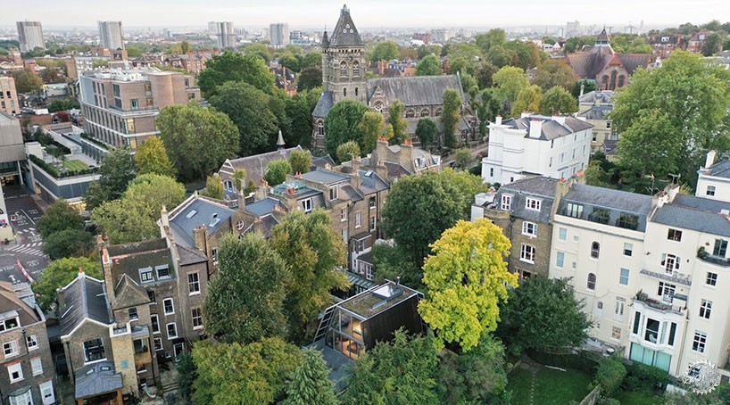 Hampstead 区的“回忆再生宅”——砖石与铝材的穿越对话第14张图片