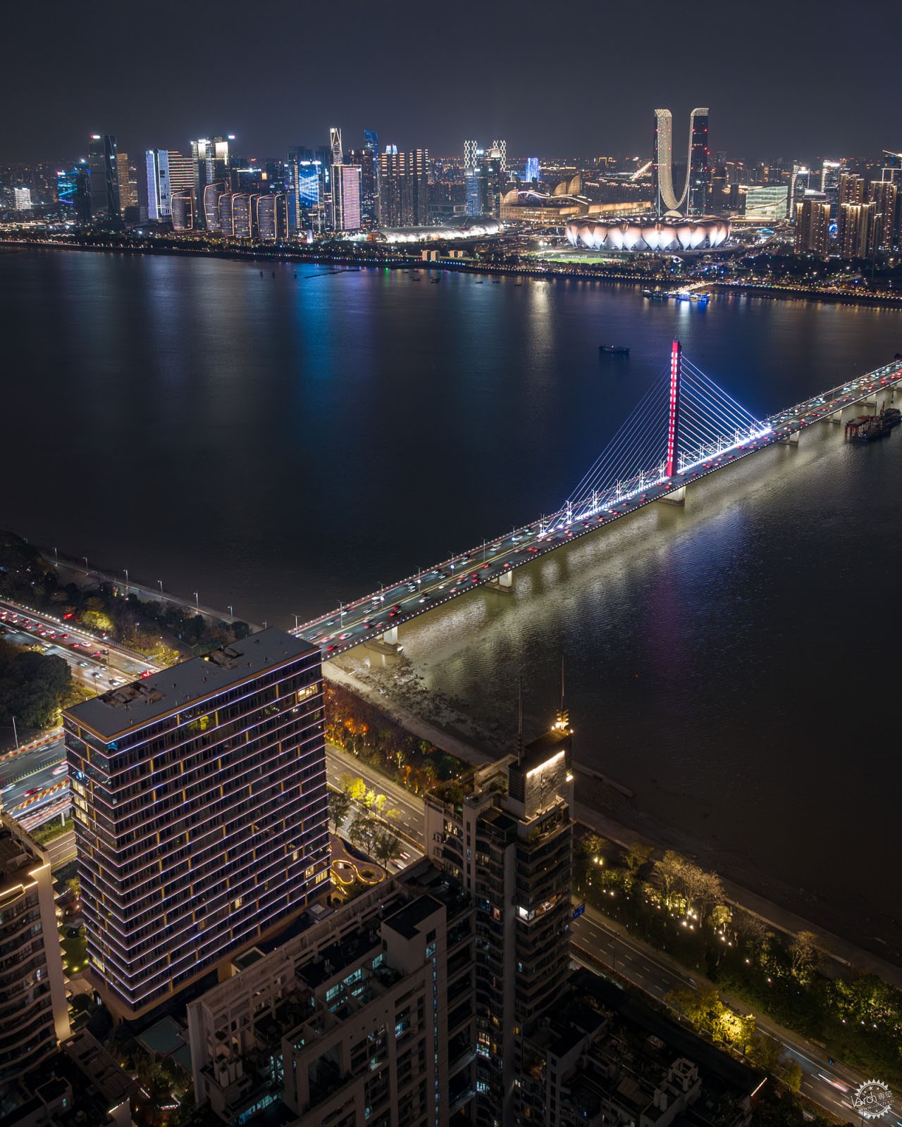 line+孟凡浩在杭州钱江新城打造一线江景新地标「绿城·钱潮湾」第1张图片