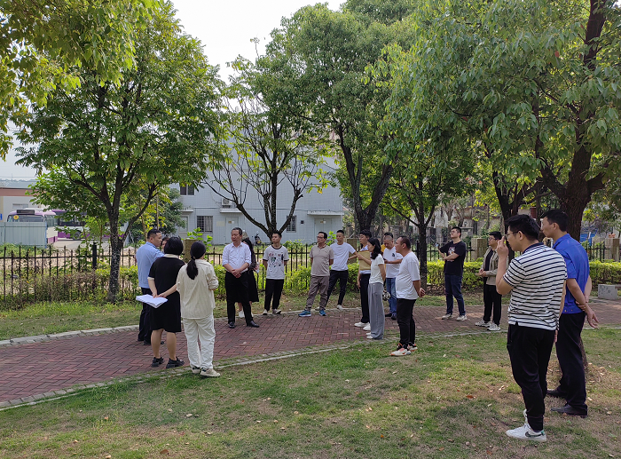 龙海区丨脚踏实地护园林,以绿援建拓新城 龙海区丨脚踏实地护园林,以绿援建拓新城