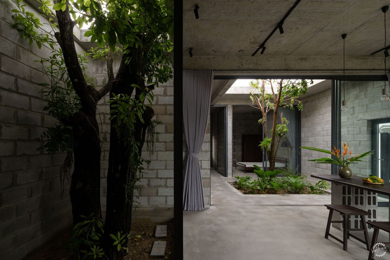 破土而生的乡野建筑 | 越南Tinh An住宅第21张图片