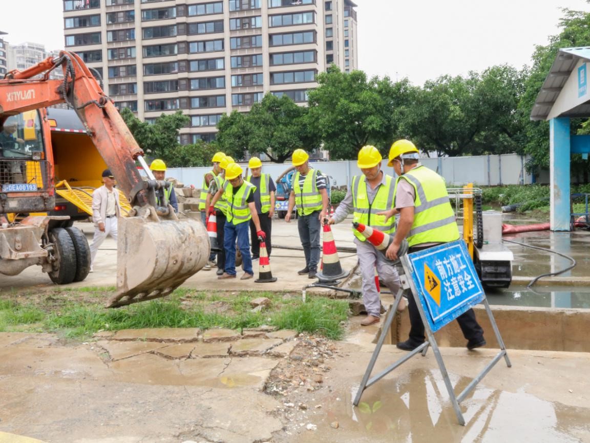 漳州市住建局举办2025年度防汛排涝暨防震抢修应急演练 漳州市住建局举办2025年度防汛排涝暨防震抢修应急演练
