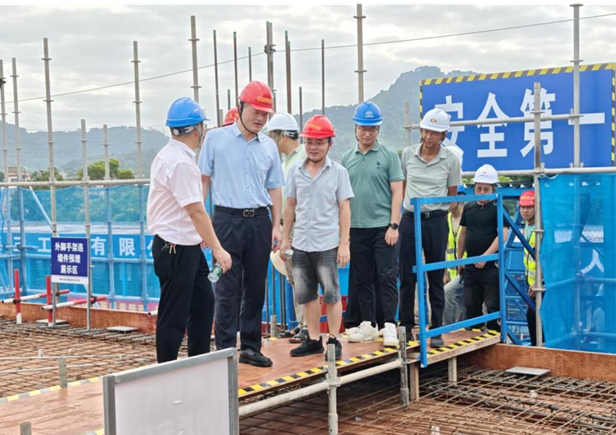观摩现场互动交流