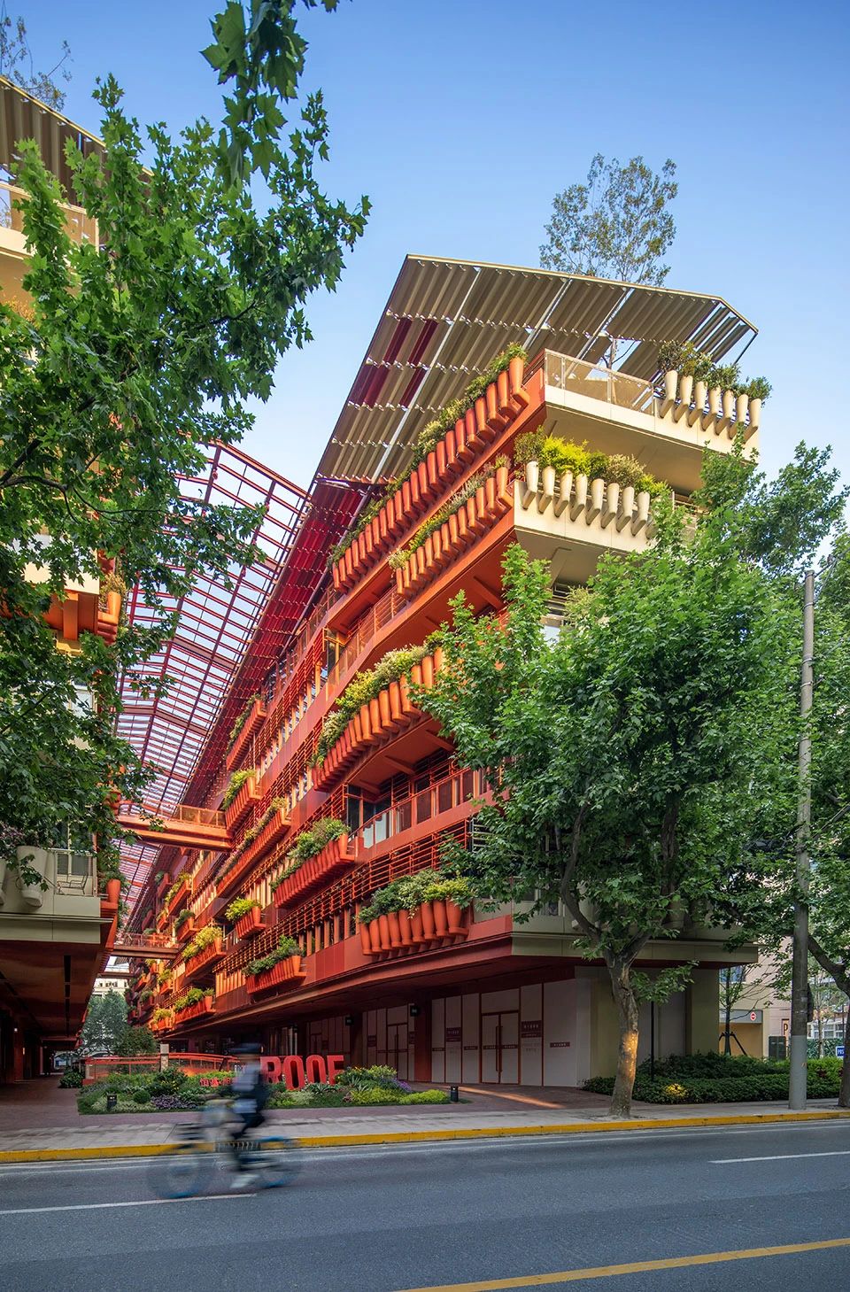 不要太卷，建筑立面还能这么玩！第44张图片