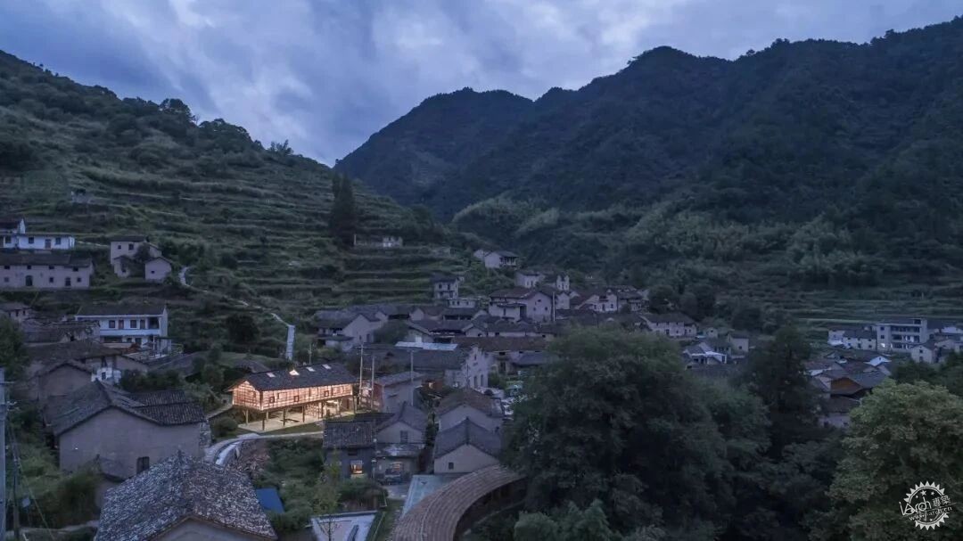 从在地文化到“超级符号"：乡村文旅的微型建筑为何成为流量密码？第3张图片