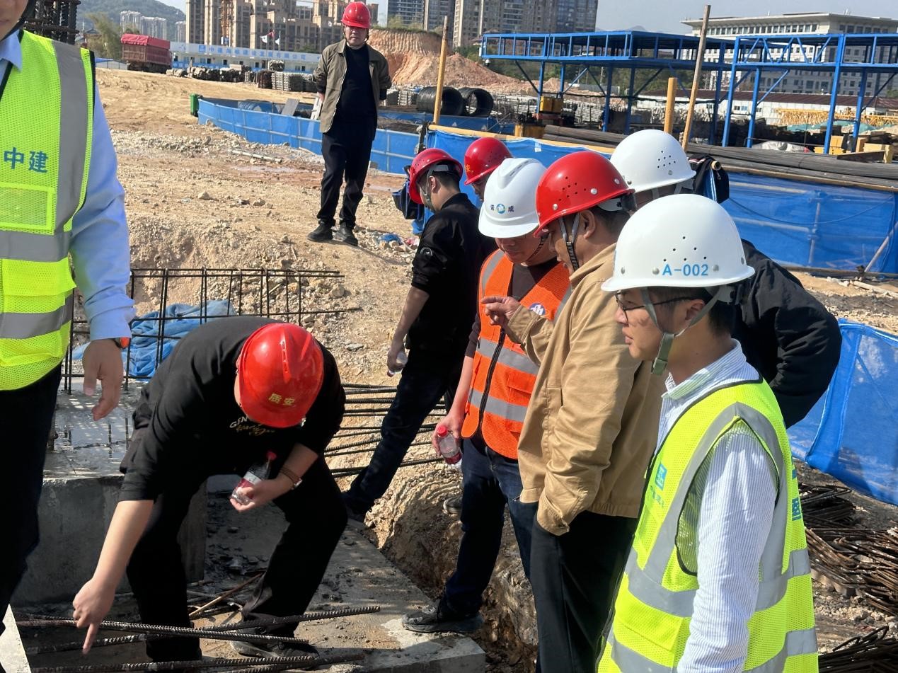 云霄县 | 主动靠前谋策精准服务,技术交底护航校园建设 云霄县 | 主动靠前谋策精准服务,技术交底护航校园建设