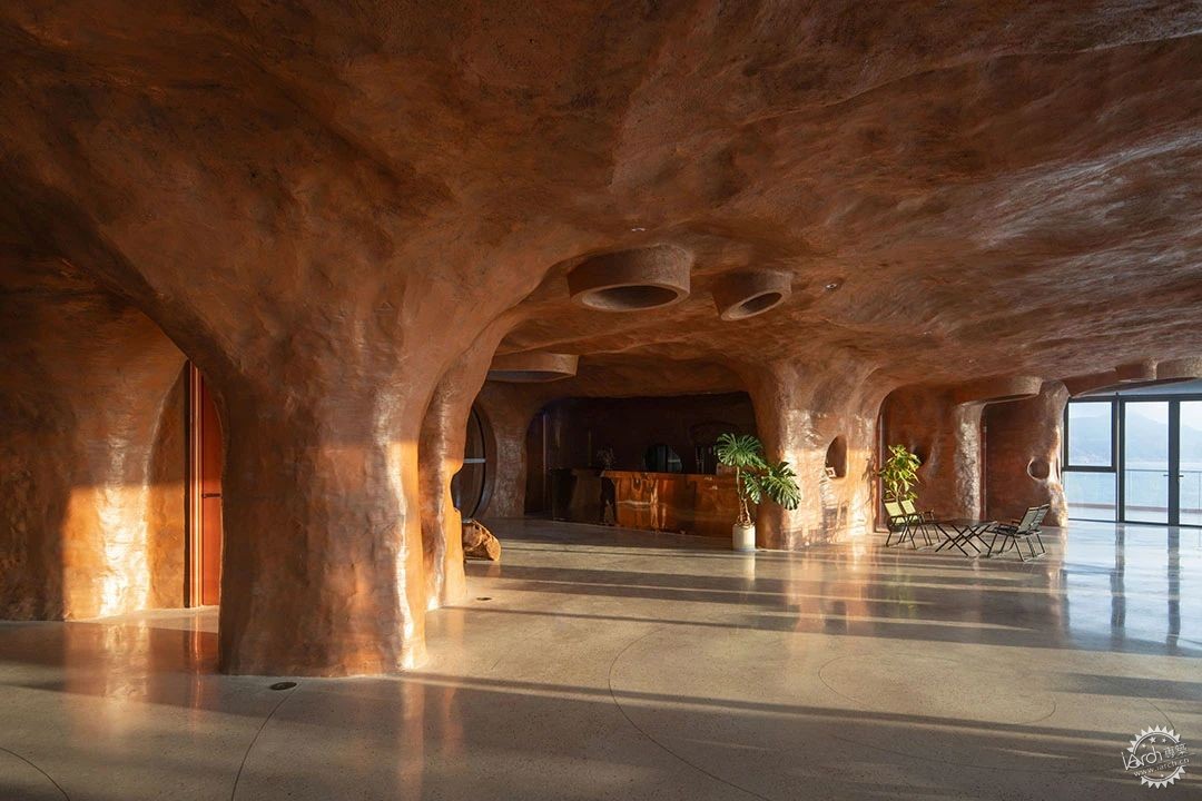 隐于地下，可观沧海：东海一号公路边的“洞见·蓝”空间第16张图片