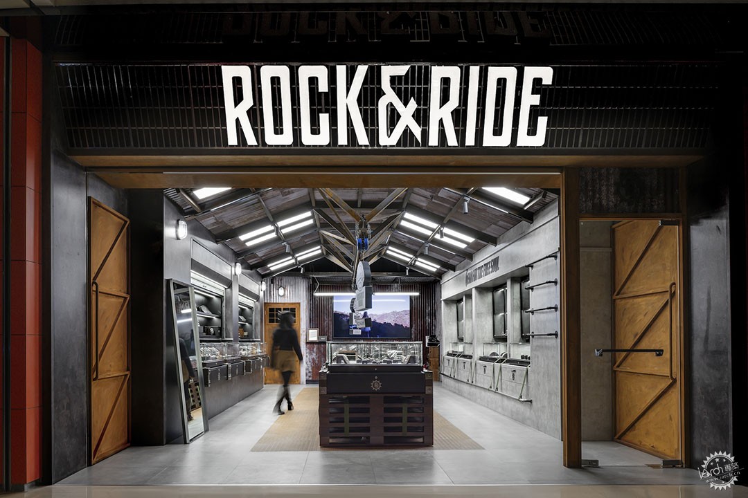 游走在两个不同性格的车库之间 - ROCK&RIDE 北京三里屯太古里店第1张图片