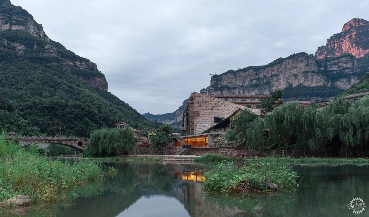 1600块红砂岩的觉醒：太行山腹地，一座美术馆与村镇的共生实验第5张图片