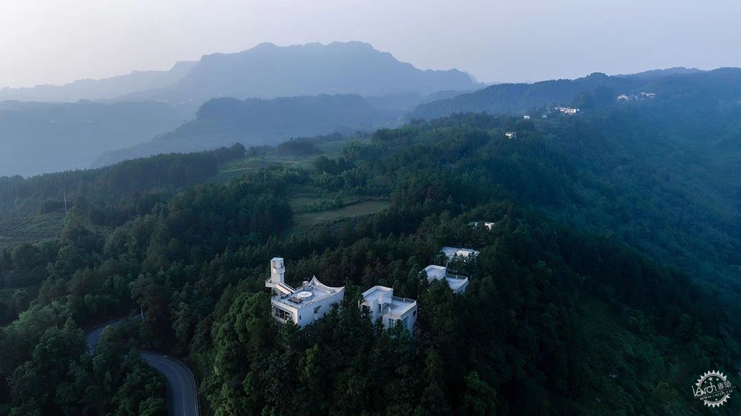 以几何重塑山野乌托邦：仙那度·重重山第3张图片