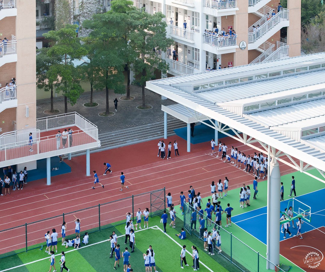 学府中学打造户外天堂，告别日晒雨淋的体育课第6张图片