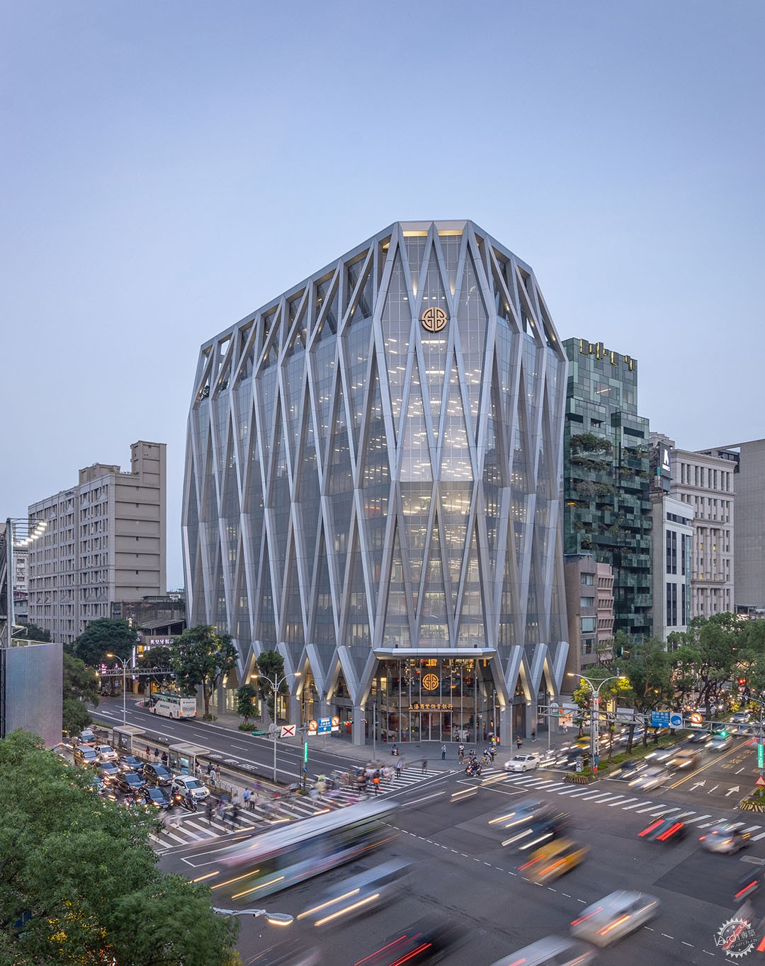 上海商业储蓄银行总行大楼：在后高技派时代建构可持续的金融建筑第8张图片