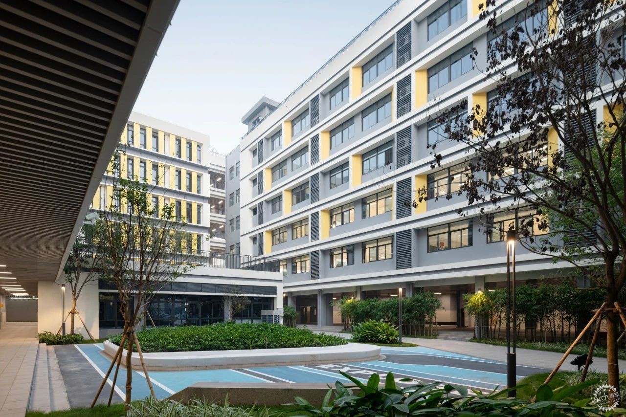 绿色生态校园：华东师范大学附属顺德美的学校（二期）第24张图片