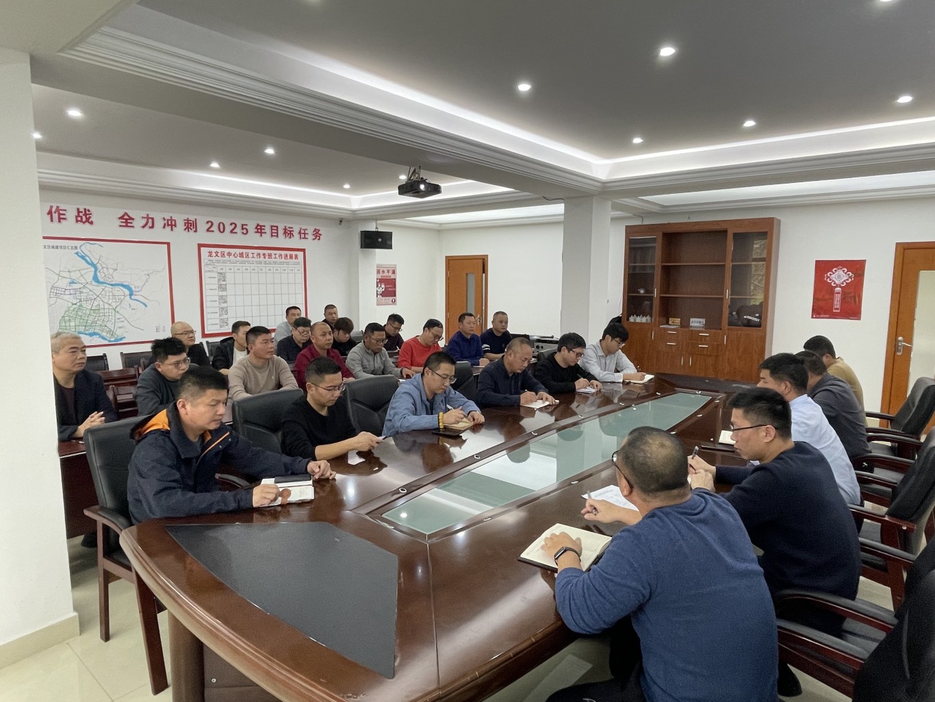 龙文区丨大力整治建筑工地扬尘 龙文区丨大力整治建筑工地扬尘