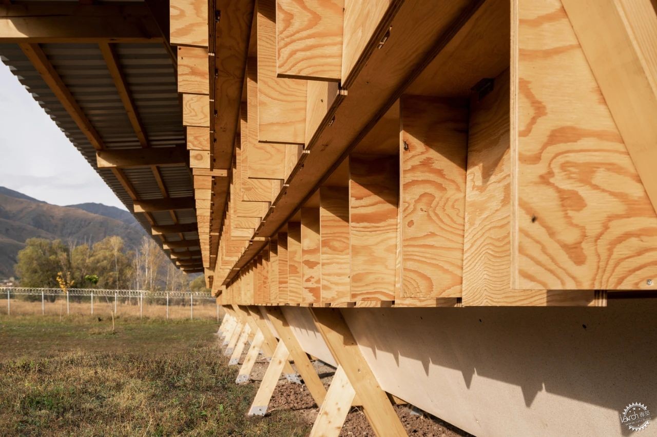 鸡也需要好的建筑设计？看建筑师如何“伺候”最难搞的甲方——800只鸡！第8张图片