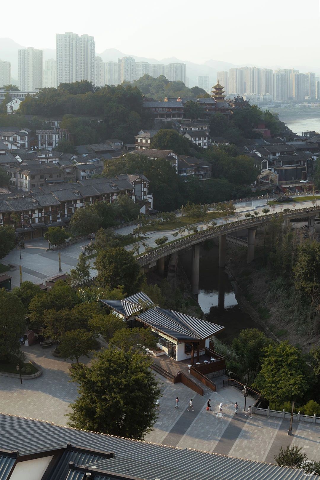 折纸轻亭，磁器口东门旅游服务驿站第7张图片