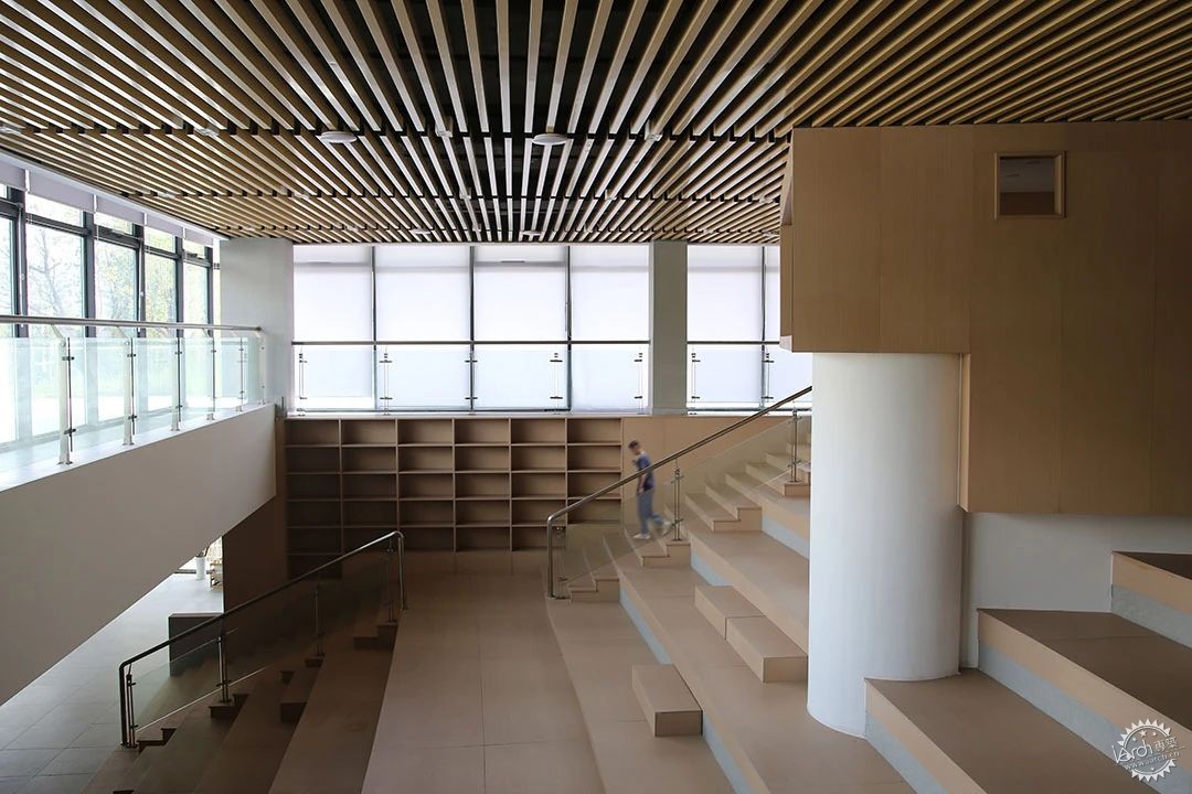 长沙市南雅中学图书馆 / 中机国际罗劲工作室第16张图片