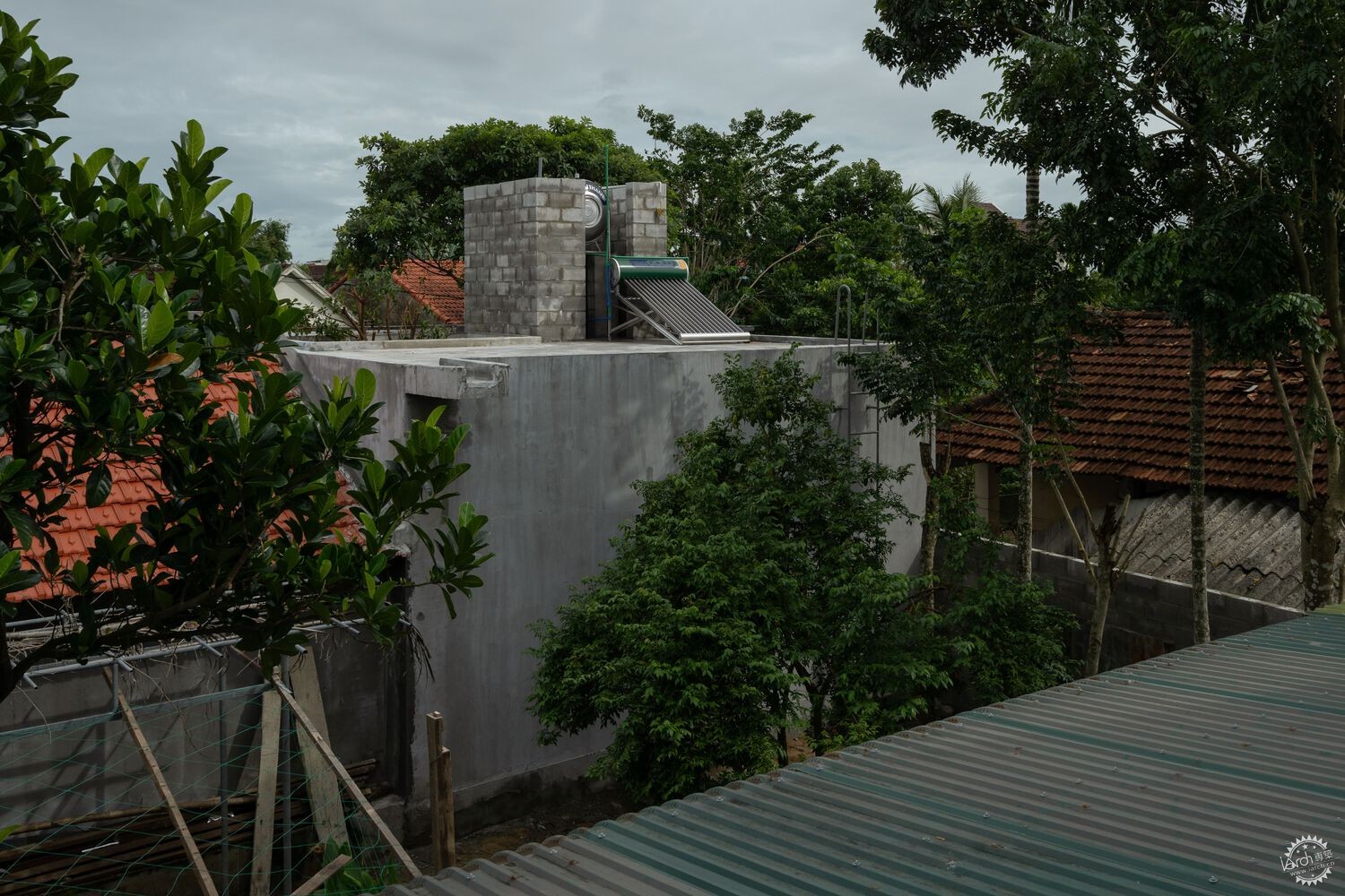 破土而生的乡野建筑 | 越南Tinh An住宅第19张图片