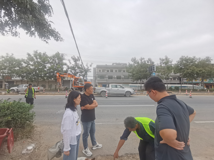 龙海区丨脚踏实地护园林,以绿援建拓新城 龙海区丨脚踏实地护园林,以绿援建拓新城